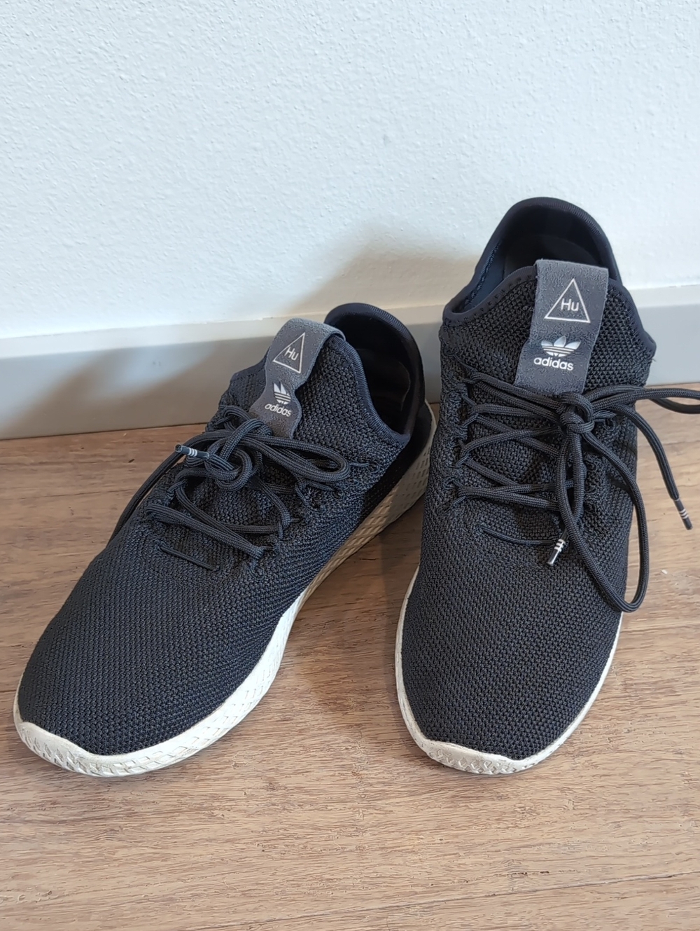 Adidas Pharrell Williams Sneakers Men's Size 9